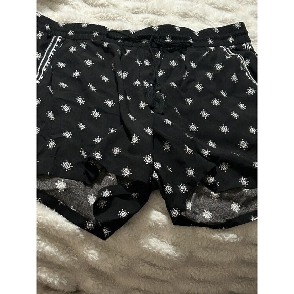 Old Navy Womens Black & White Drawstring Elastic Waist Lounge Shorts Size XL - Picture 2 of 5